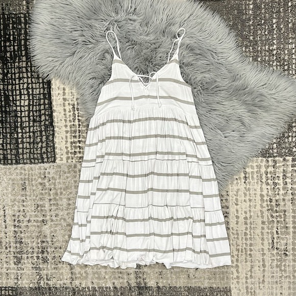 Chaser Dresses & Skirts - CHASER Women's Lace Up Tiered Cool Jersey Striped‎ Dress Size Medium